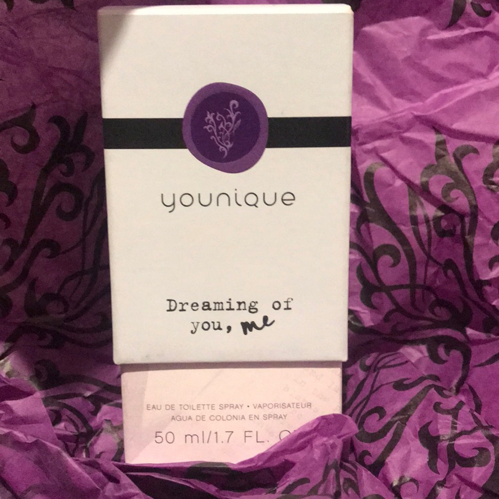 Younique eau de toilette spray